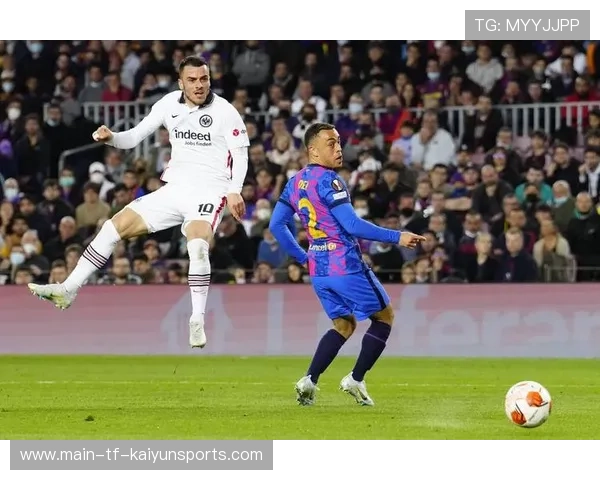 法兰克福拟在东欧市场设立训练中心培养后防人才，开启未来足球新篇章