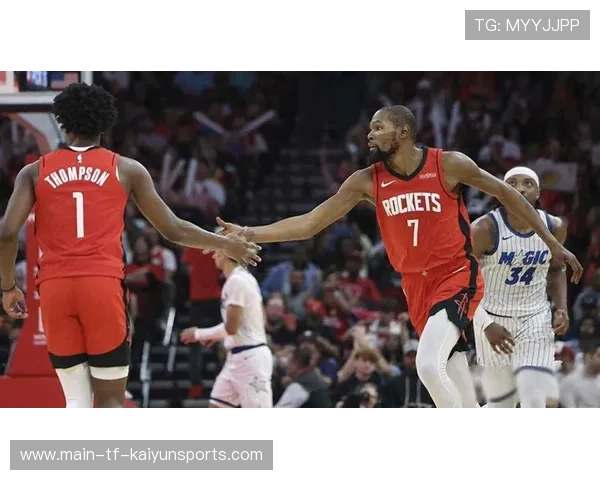 杜兰特协同火箭管理层正式商讨哈登回归细节